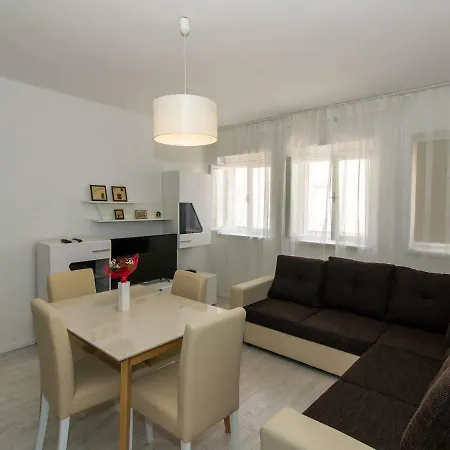 Apartament Roli